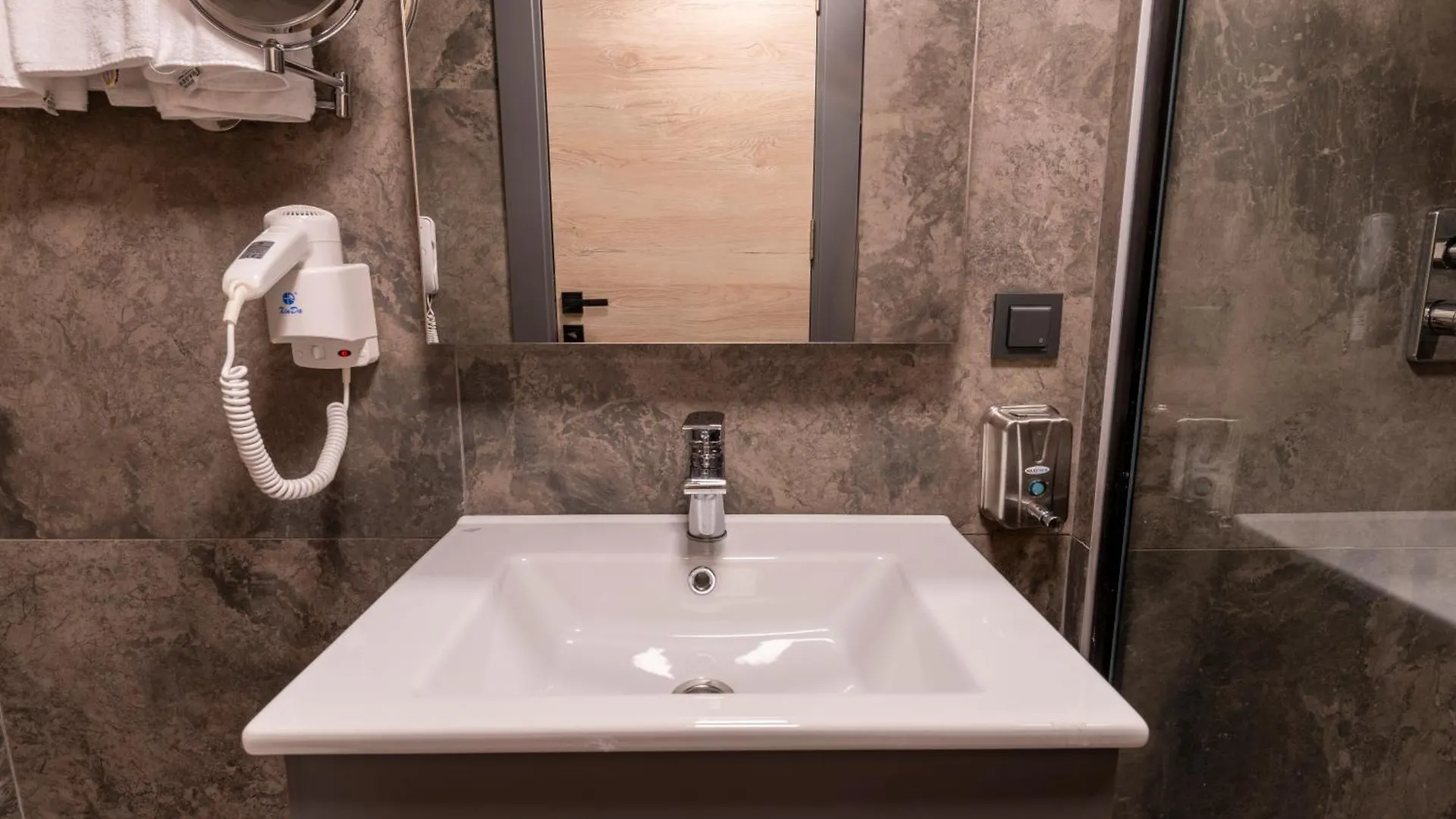 Irenic Hotel Antalya 4*,