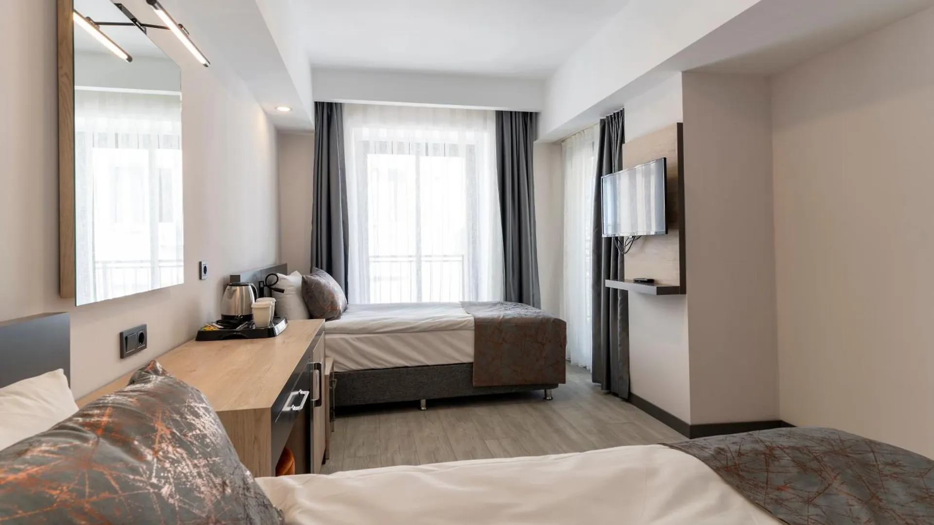 Irenic Hotel أنطاليا