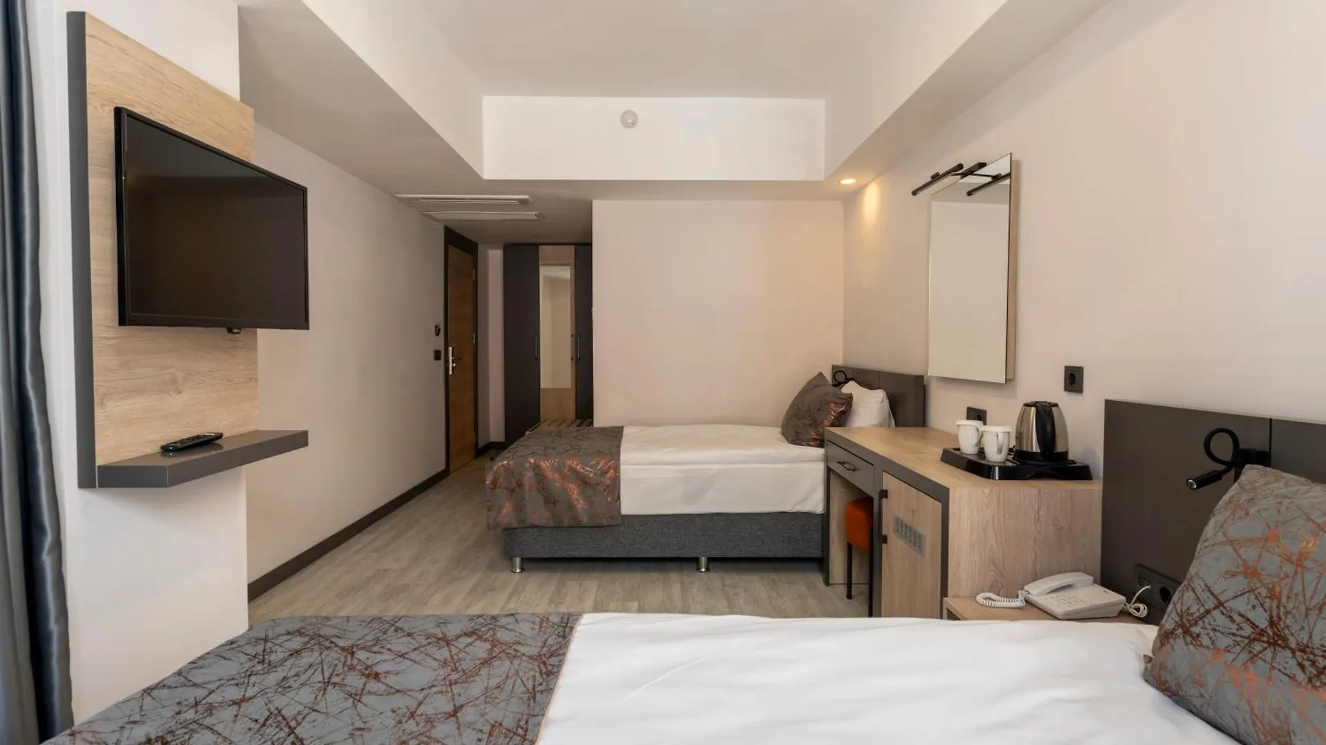 Irenic Hotel أنطاليا