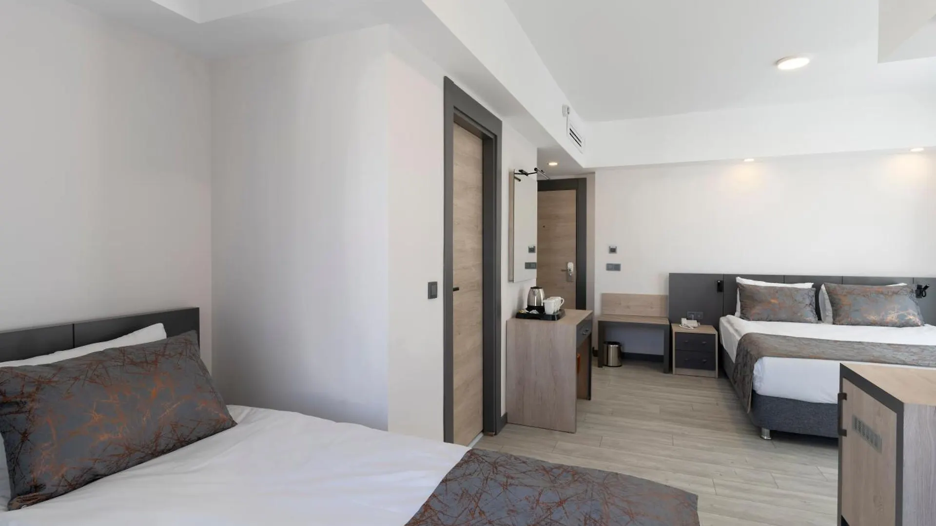 Irenic Hotel أنطاليا