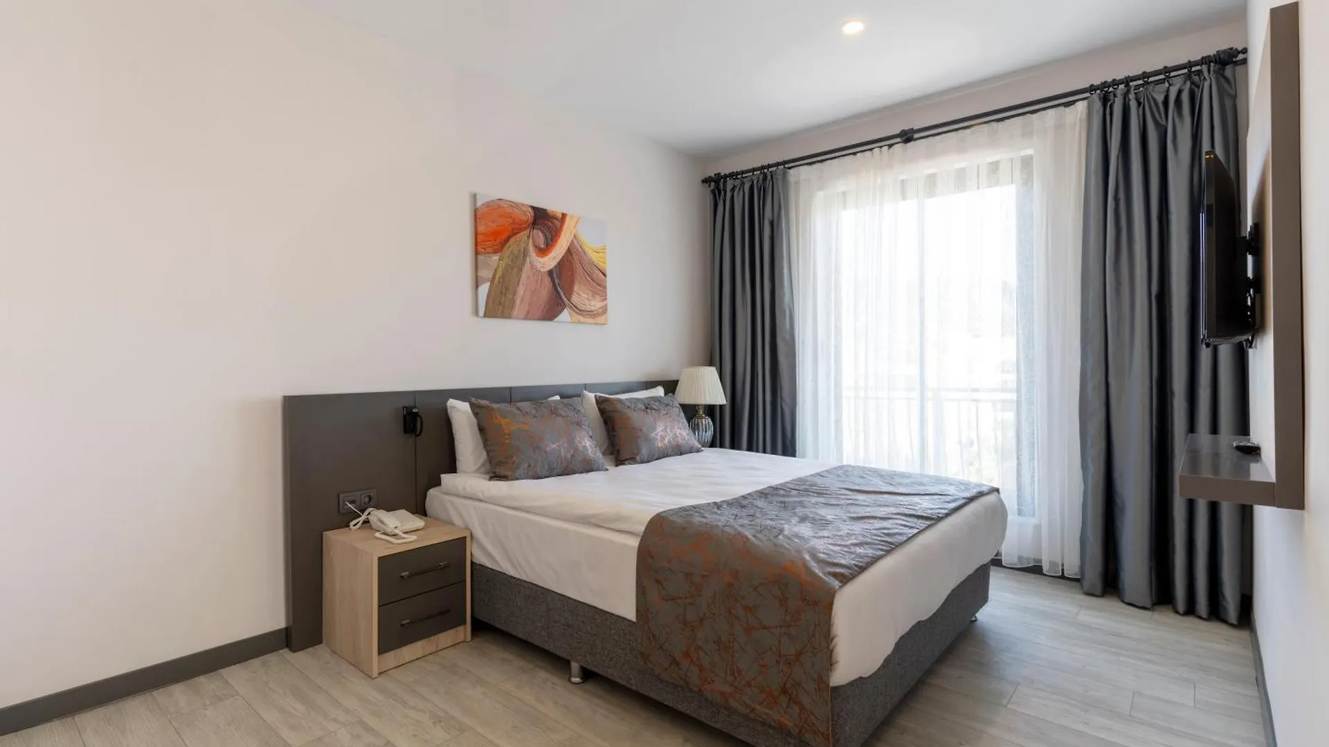 Irenic Hotel أنطاليا