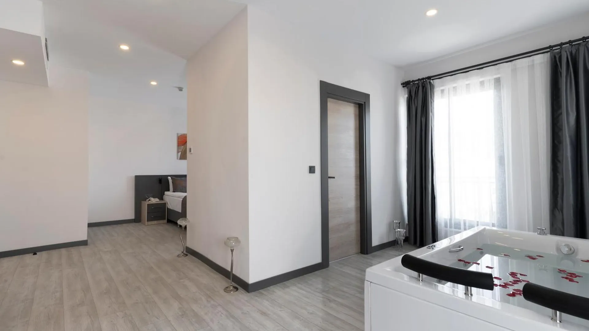 Irenic Hotel أنطاليا 4*,
